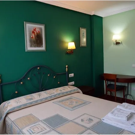 La Casa Nueva De *