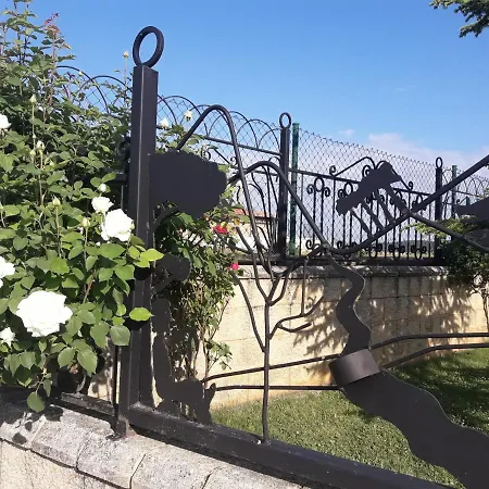 La Casa Nueva De * Abejar